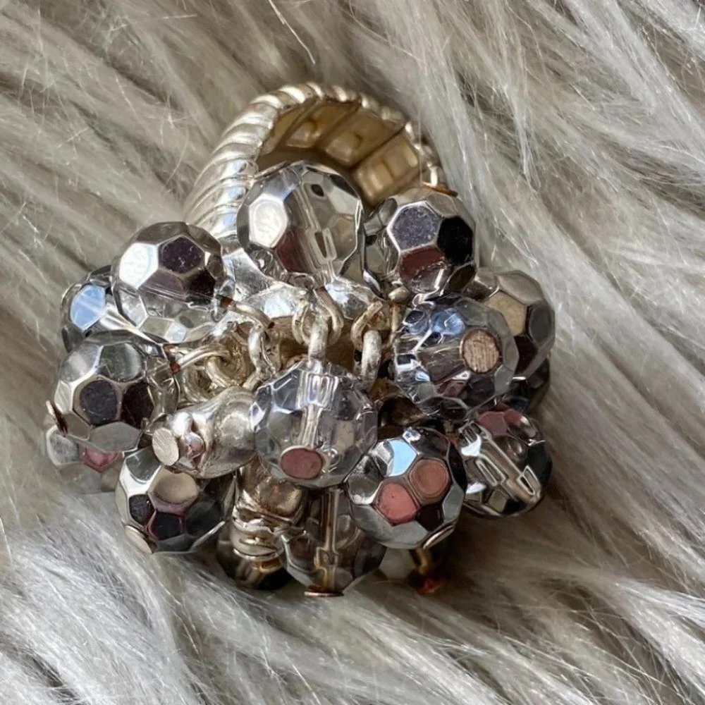 🟣 (2/$20) - Fun Large Beaded Stretch Ring - One Size - Picture 3 of 8